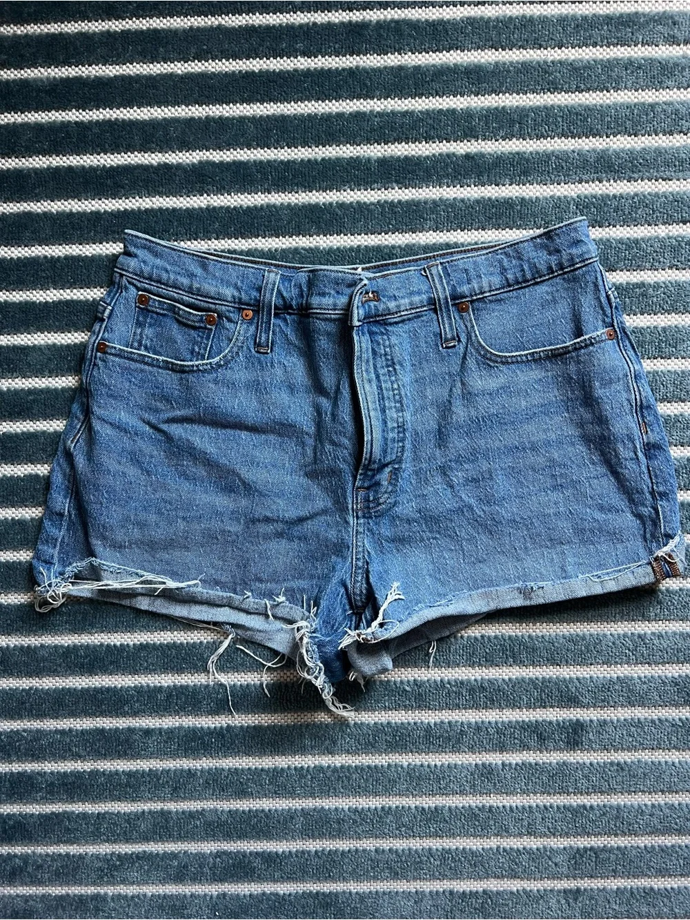 Madewell ‘The Perfect Jean Short’ denim shorts